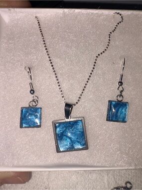 Hand Crafted Shimmering Blue Square Pendant Necklace with Matching Earrings